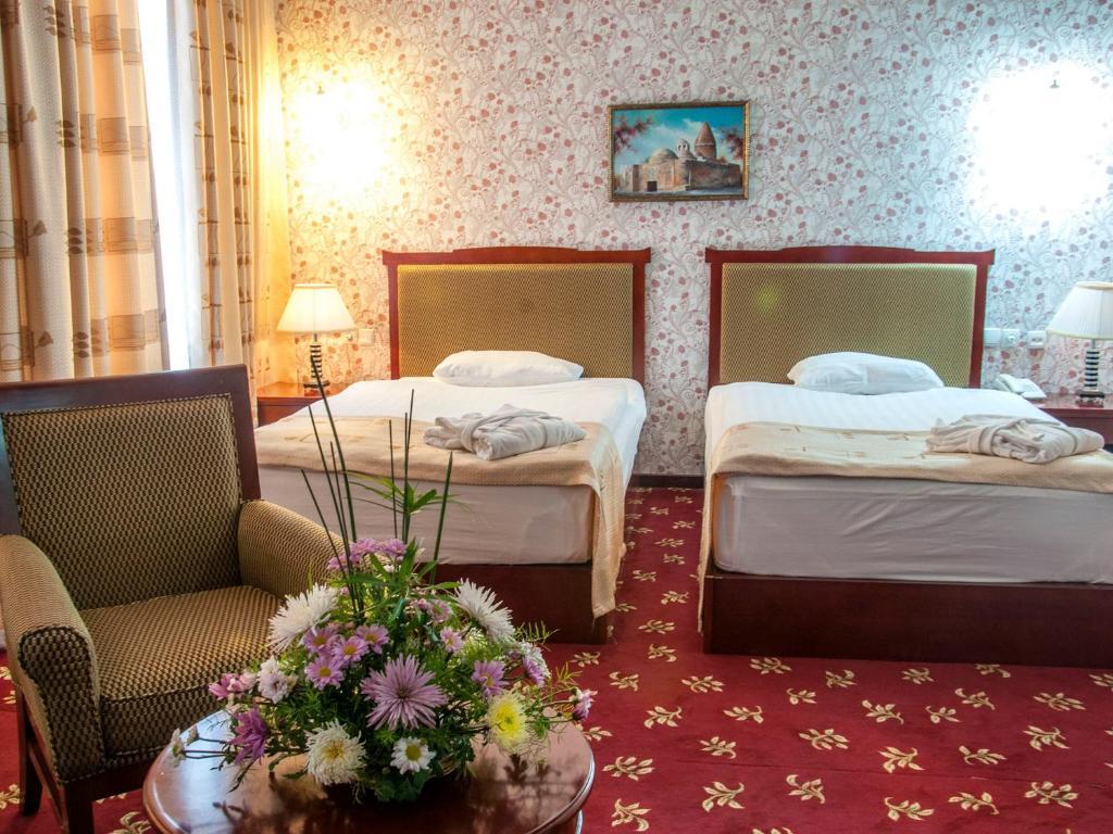 Golden Valley Hotel Taschkent Zimmer foto